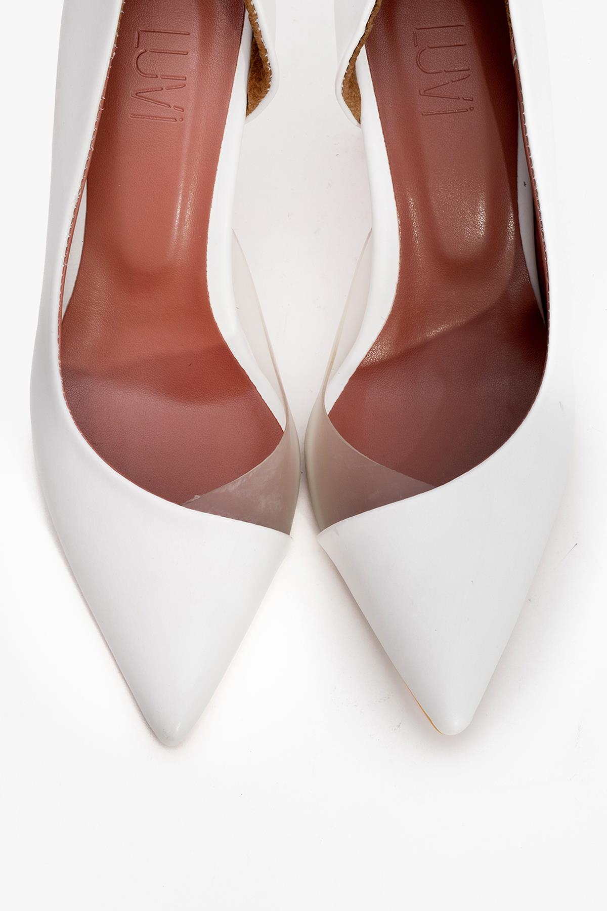 Ursula - White Heeled Shoe – side view showing leather, white, Vowalisse