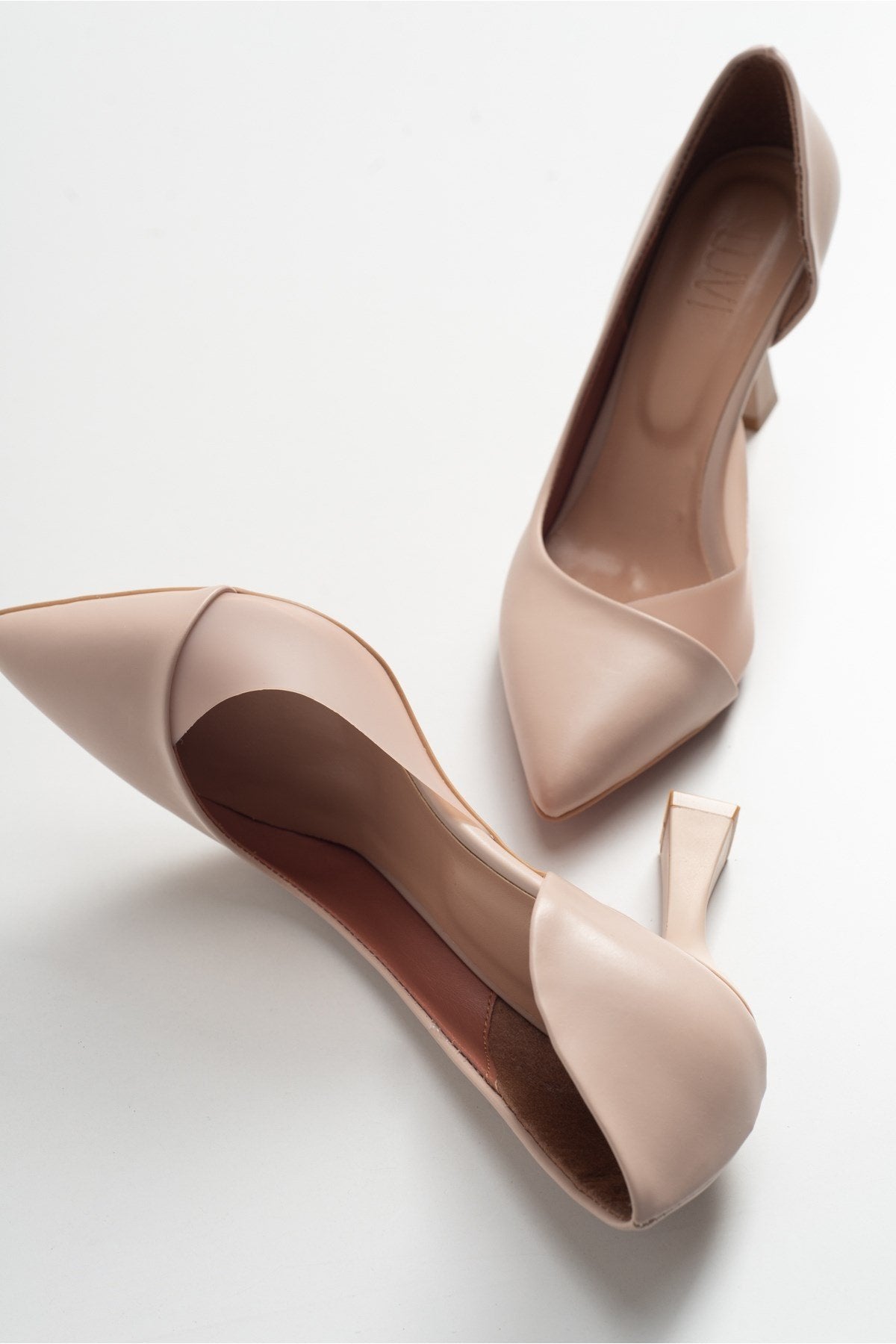 Ursula - Nude Heeled Shoe – back view showing leather, nude, Vowalisse
