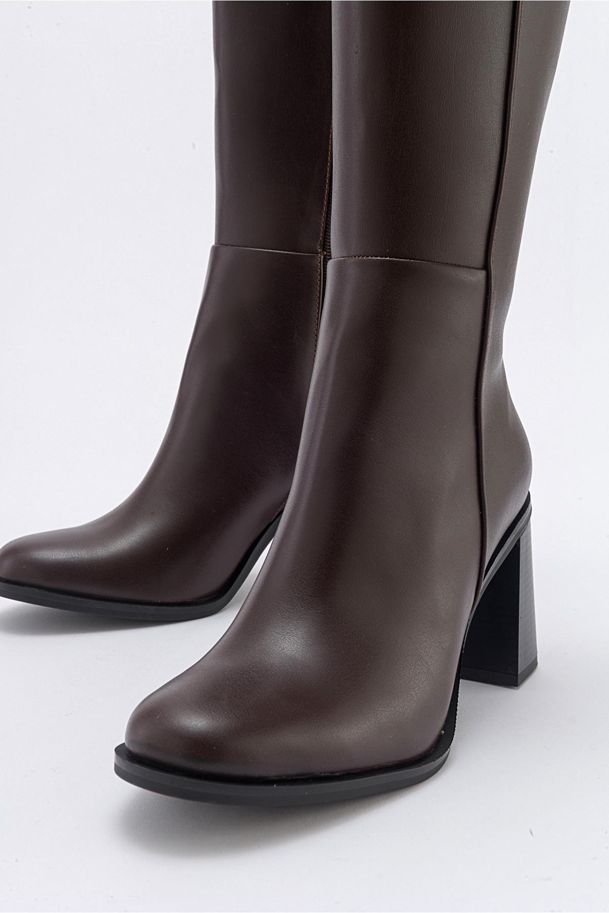Maranta - Brown Heeled Knee-High Boot – side view showing leather, Vowalisse