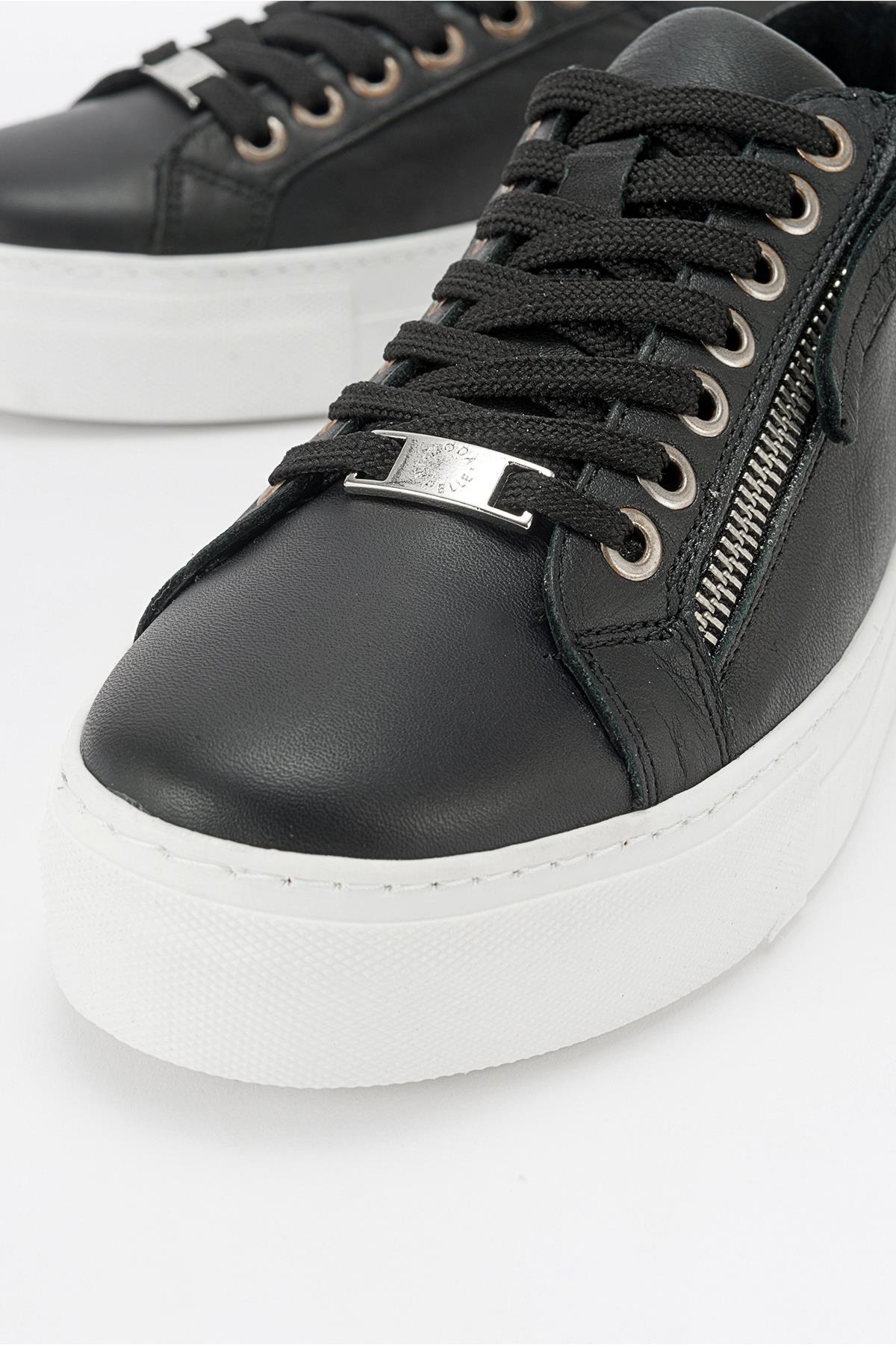 Beryl - Black Leather Zip Sneaker – heel view showing leather, black, Vowalisse