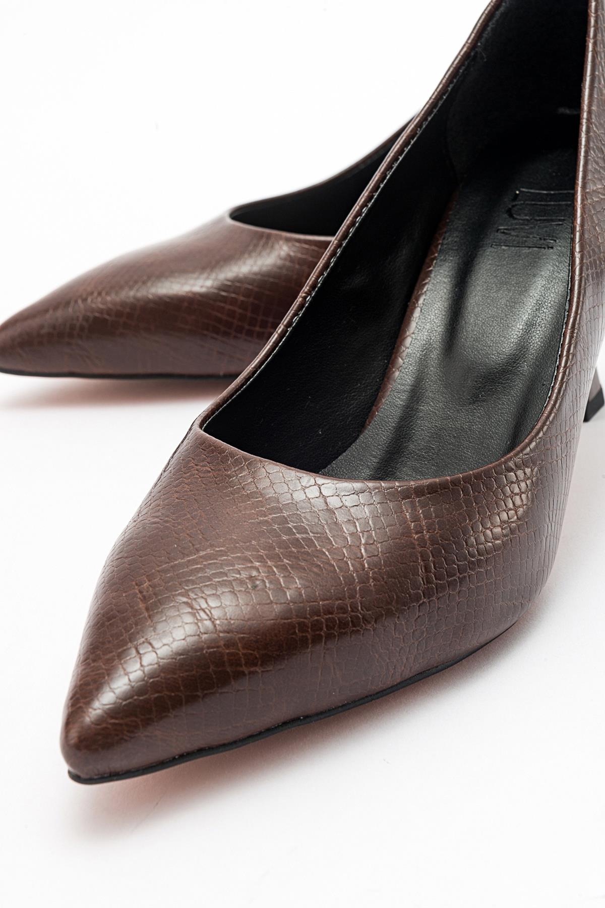 Pedra - Brown Printed Heeled Shoe – back view showing leather, Vowalisse