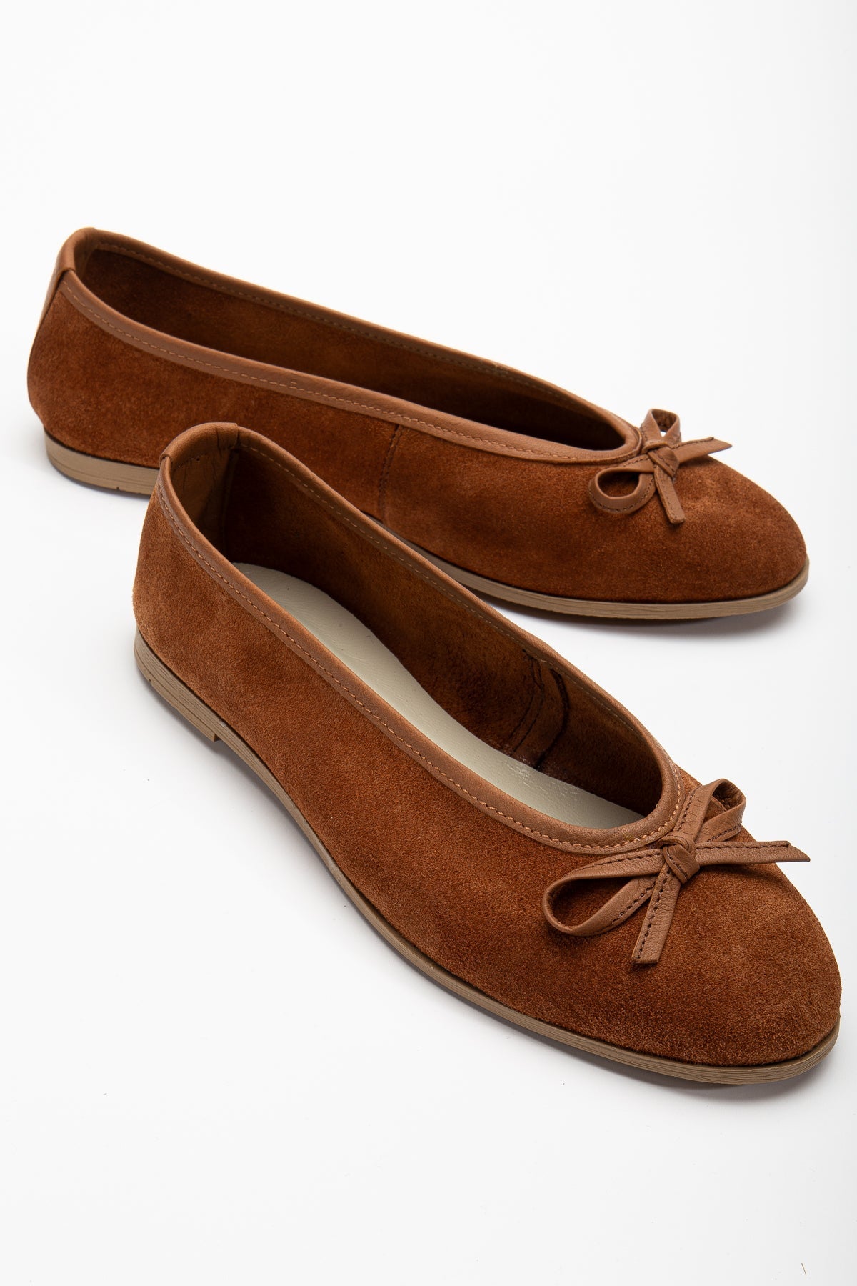 Freya - Cognac Suede Ballerina Flats – front three-quarter view showing bow, leather, suede, Vowalisse