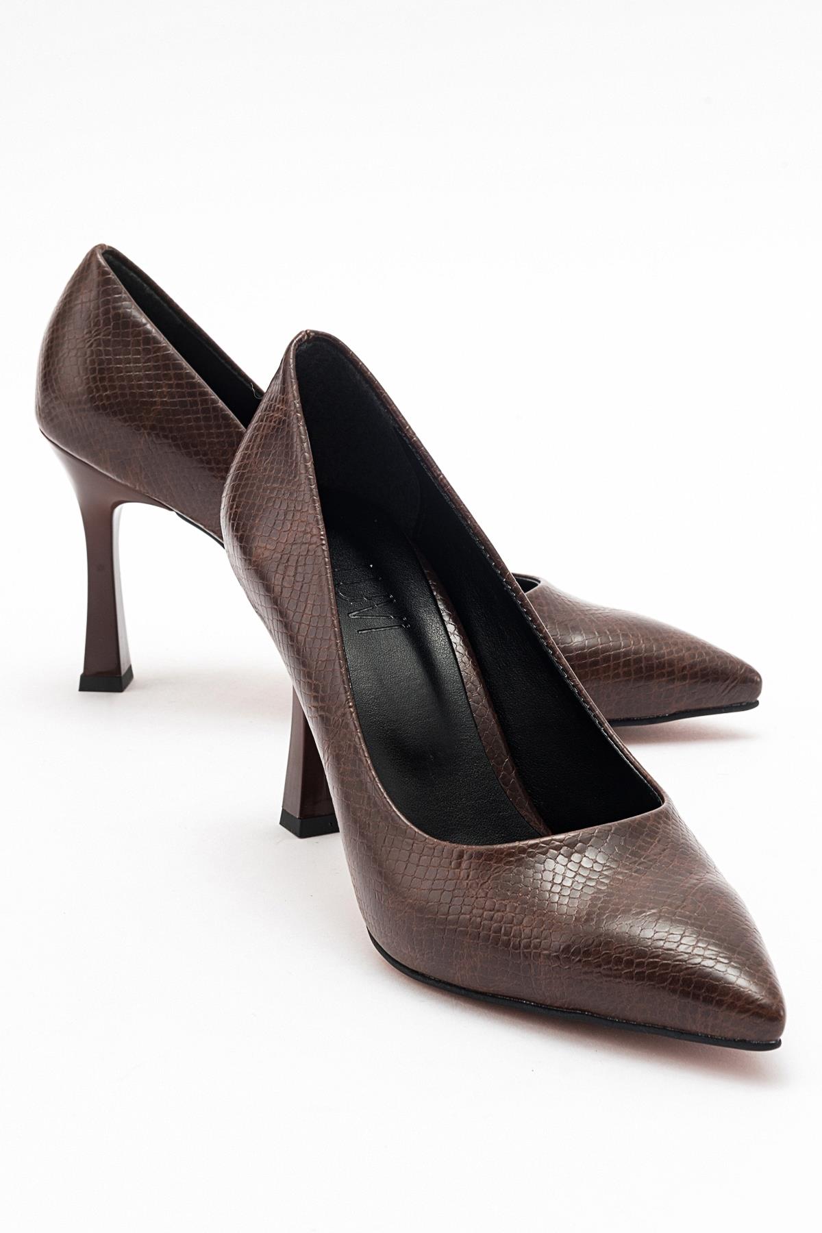 Forest Brown Pointed Toe Pump – front three-quarter view showing leather, Vowalisse