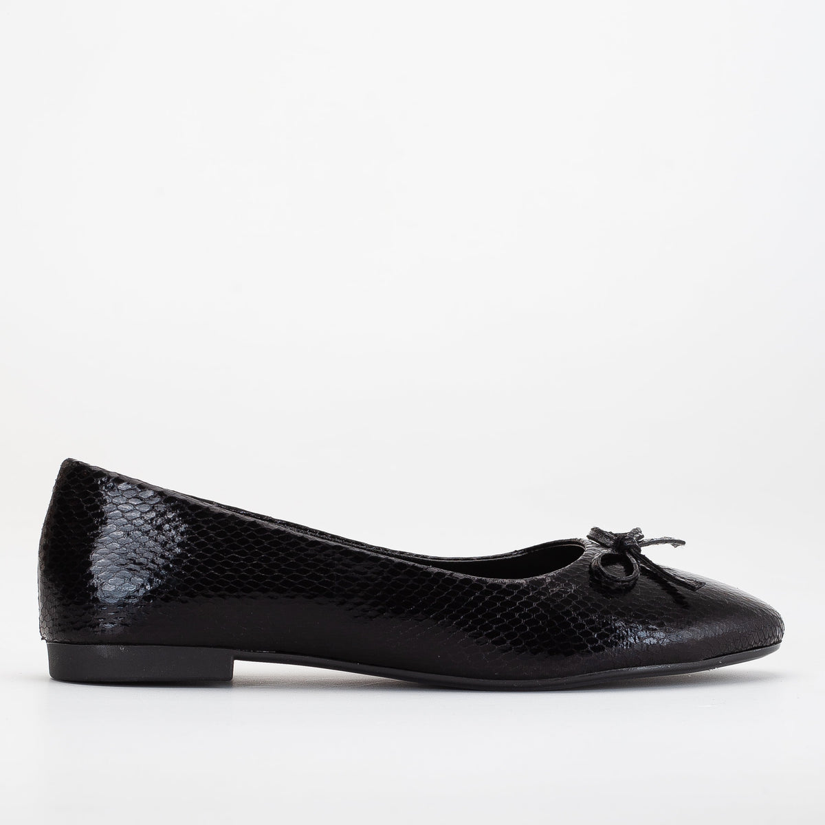 Amy - Black Ballerina Flats – side view showing bow, leather, black, Vowalisse