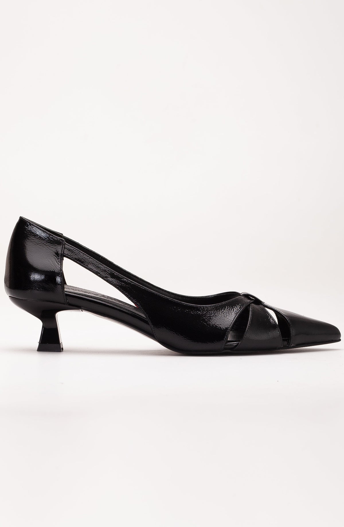 Sidal - Black Patent Leather Pumps – side view showing leather, black, Vowalisse