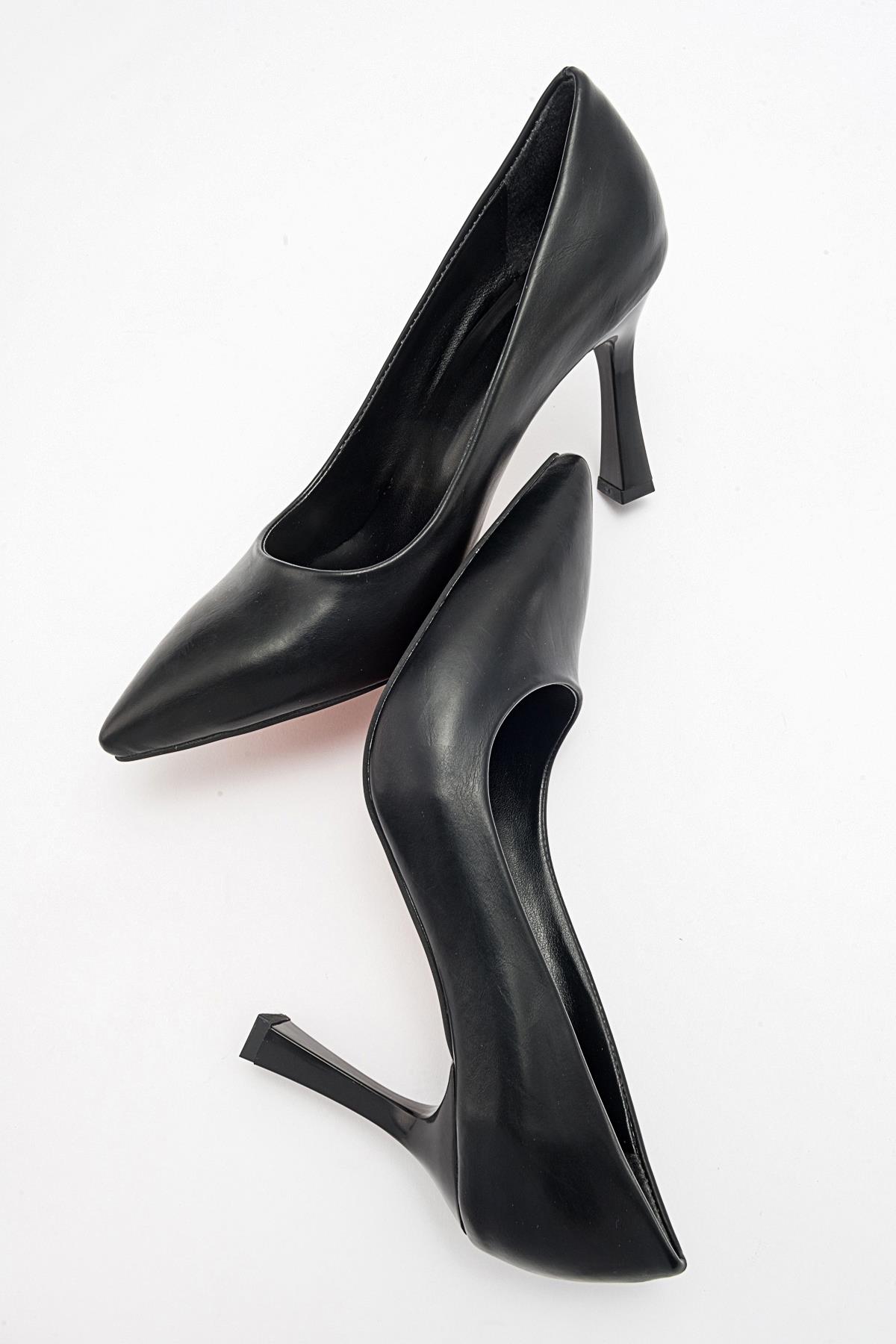 Forest Black Cilt Pointed Toe Pump – back view showing leather, black, Vowalisse