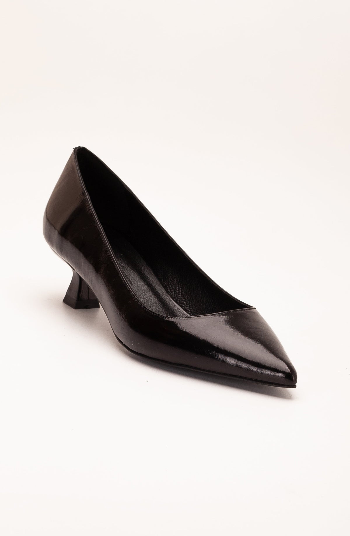 Helly - Black Patent Leather Stiletto Pumps – front three-quarter view showing leather, black, red, Vowalisse