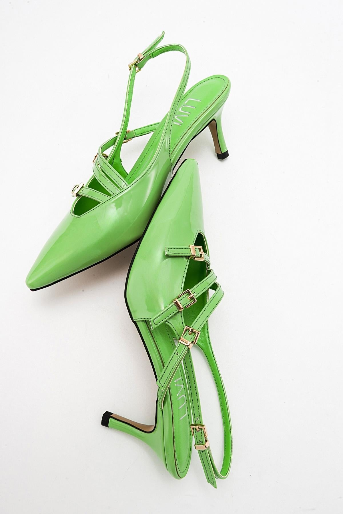 Magra Green Patent Pointed-Toe Slingback Stiletto – detail view showing leather, red, green, Vowalisse