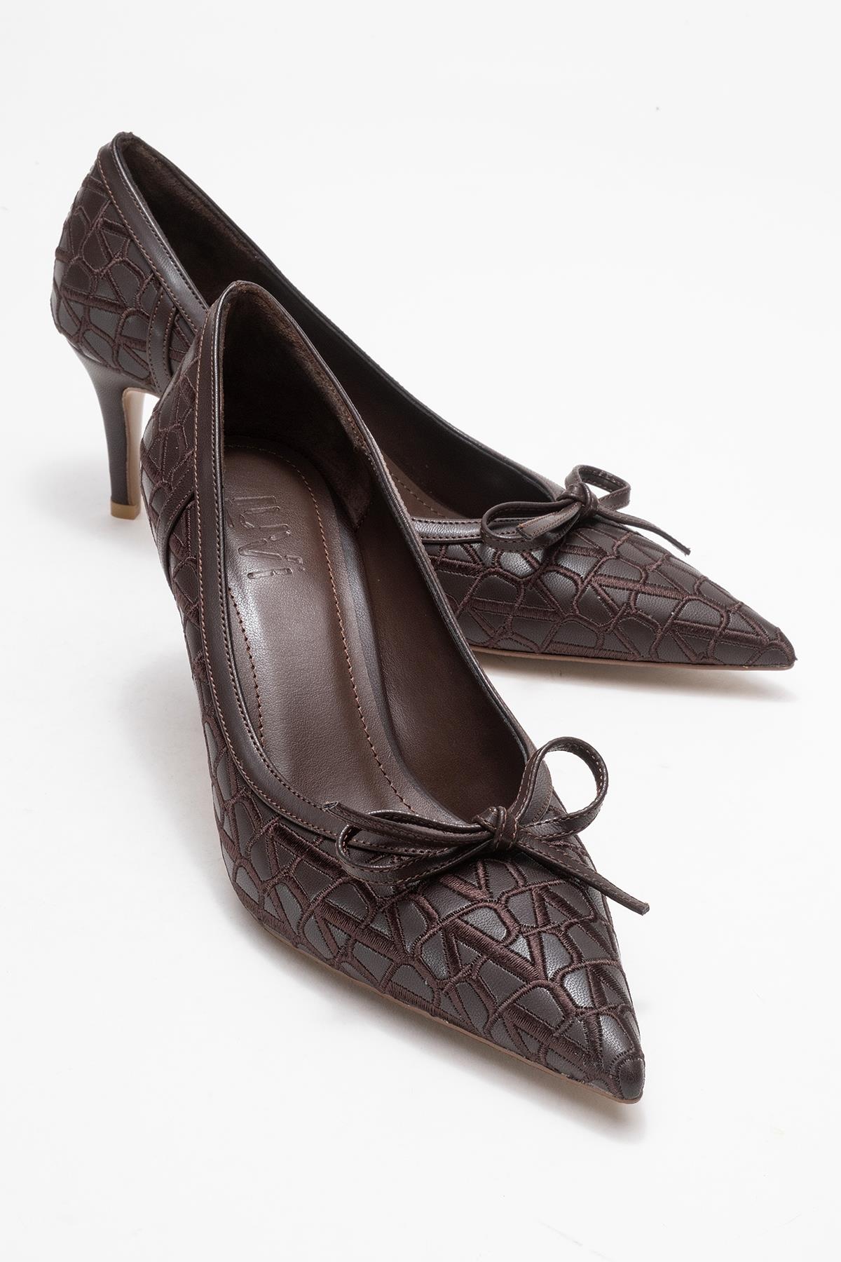 Camden - Brown Patterned Bow Pump – front three-quarter view showing bow, leather, Vowalisse