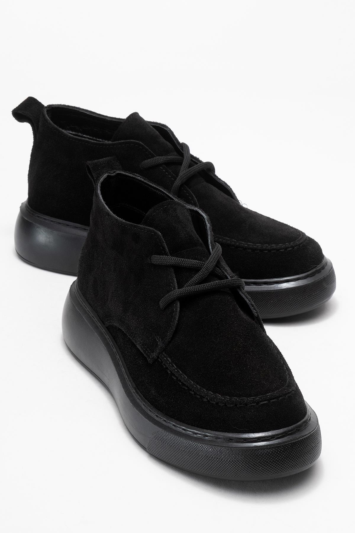 Lilya - Black Genuine Leather Chukka Boot – front three-quarter view showing leather, suede, black, Vowalisse