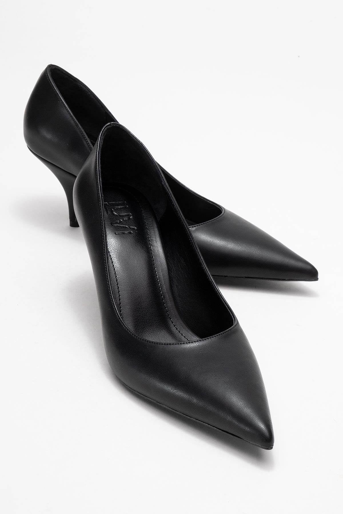 Marcus - Black Heeled Pump – front three-quarter view showing leather, black, Vowalisse