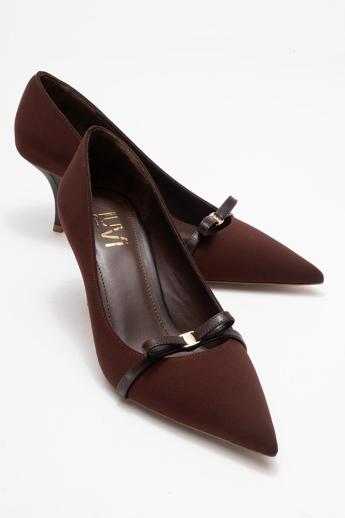 Annie - Brown Bow Heeled Shoe – front three-quarter view showing bow, leather, Vowalisse