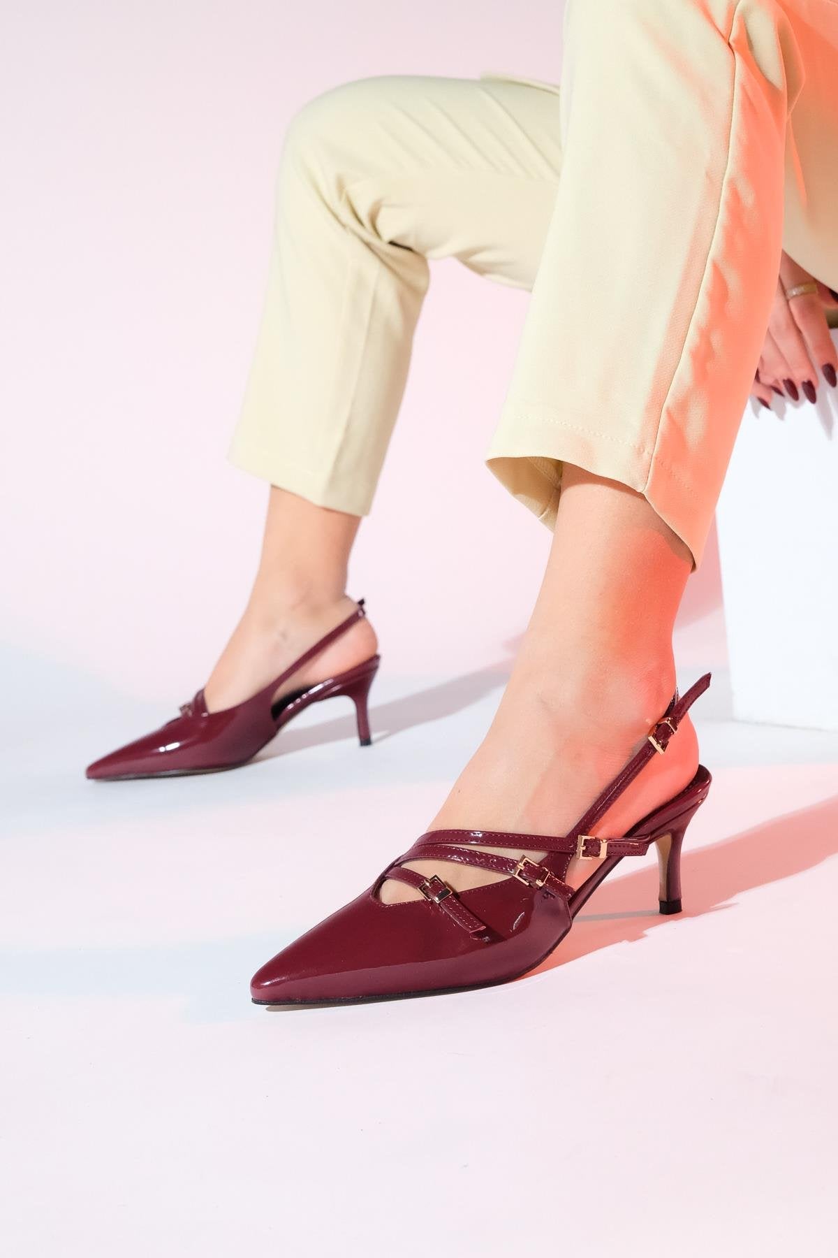 Magra Burgundy Patent Pointed-Toe Slingback Stiletto – front three-quarter view showing leather, red, Vowalisse