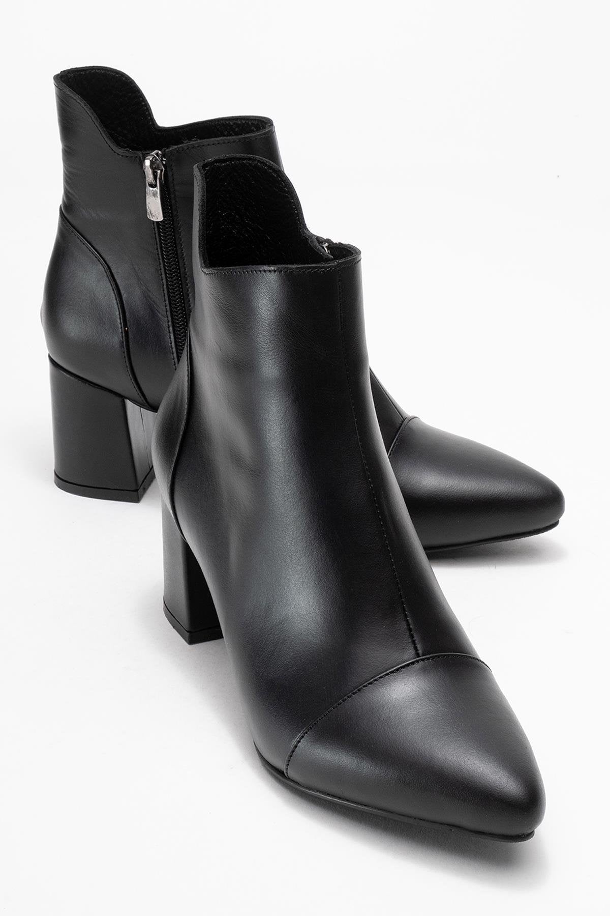 Gael - Black Genuine Leather Block Heel Ankle Boot – front three-quarter view showing leather, black, Vowalisse