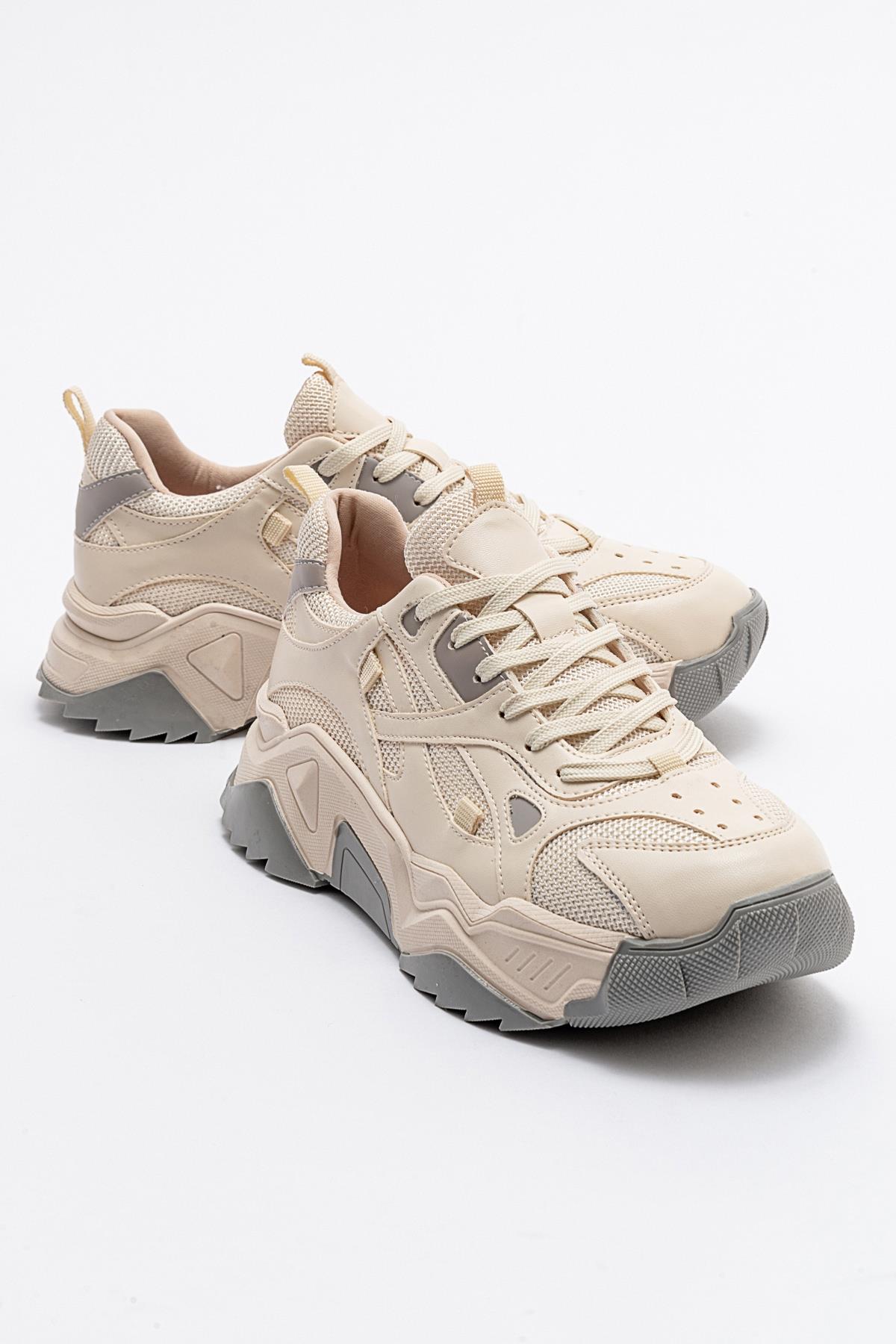 Loretta - Ecru-Grey Sneaker – front three-quarter view showing leather, Vowalisse