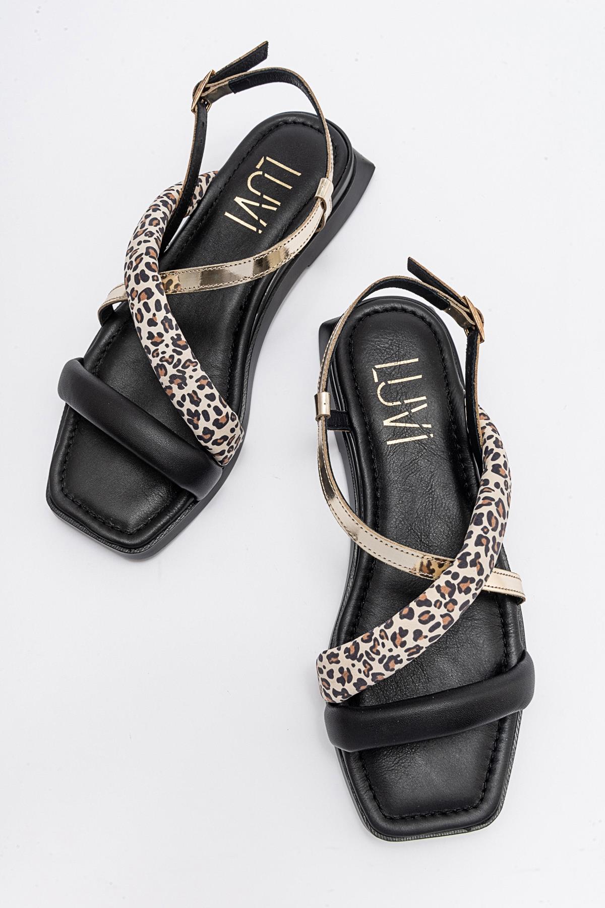 Leamil - Black Leather Sandal – side view showing leather, black, Vowalisse