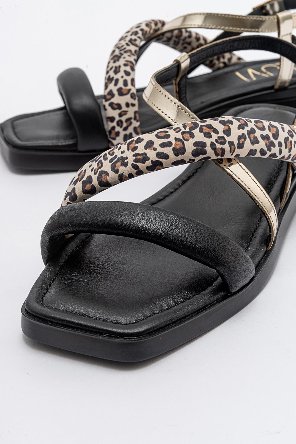 Leamil - Black Leather Sandal – heel view showing leather, black, Vowalisse