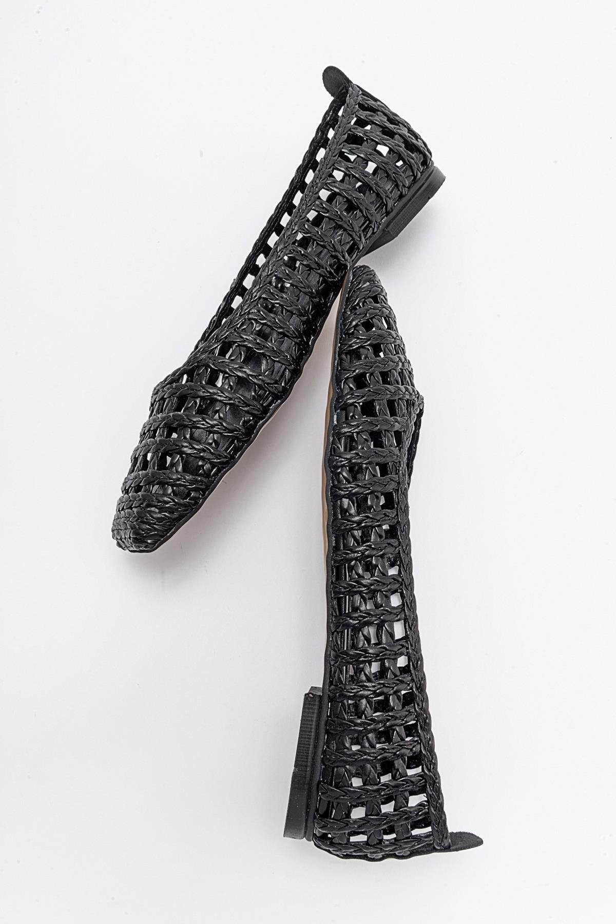 Arcola - Black Knitted Pattern Ballet Flat – back view showing leather, black, Vowalisse