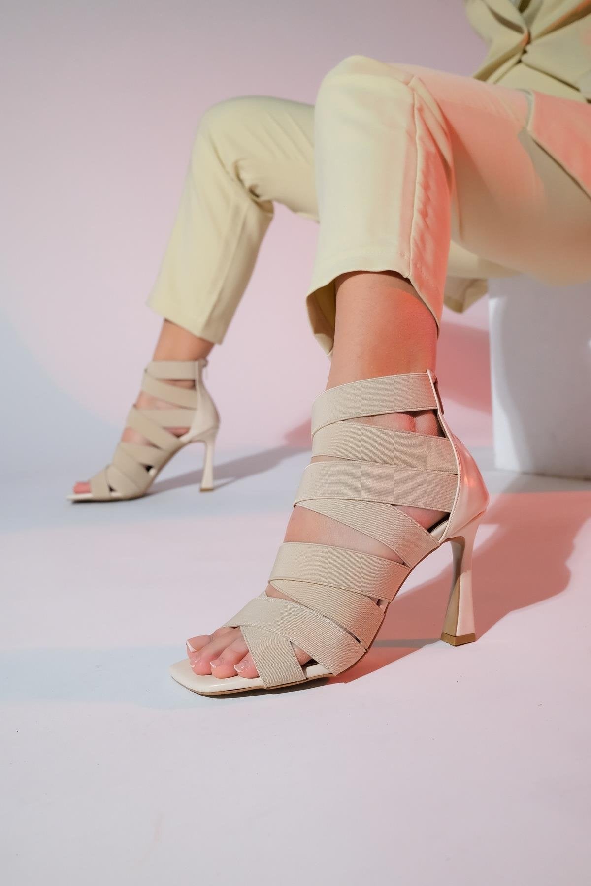 Vejle - Beige Open-Toe Stiletto – front three-quarter view showing leather, Vowalisse