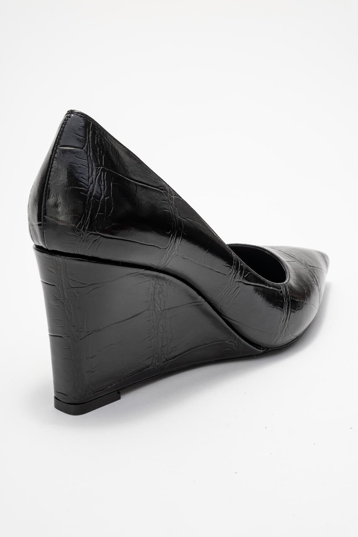 Puera - Black Printed Pointed Toe Wedge Heel Pump – back view showing leather, black, Vowalisse