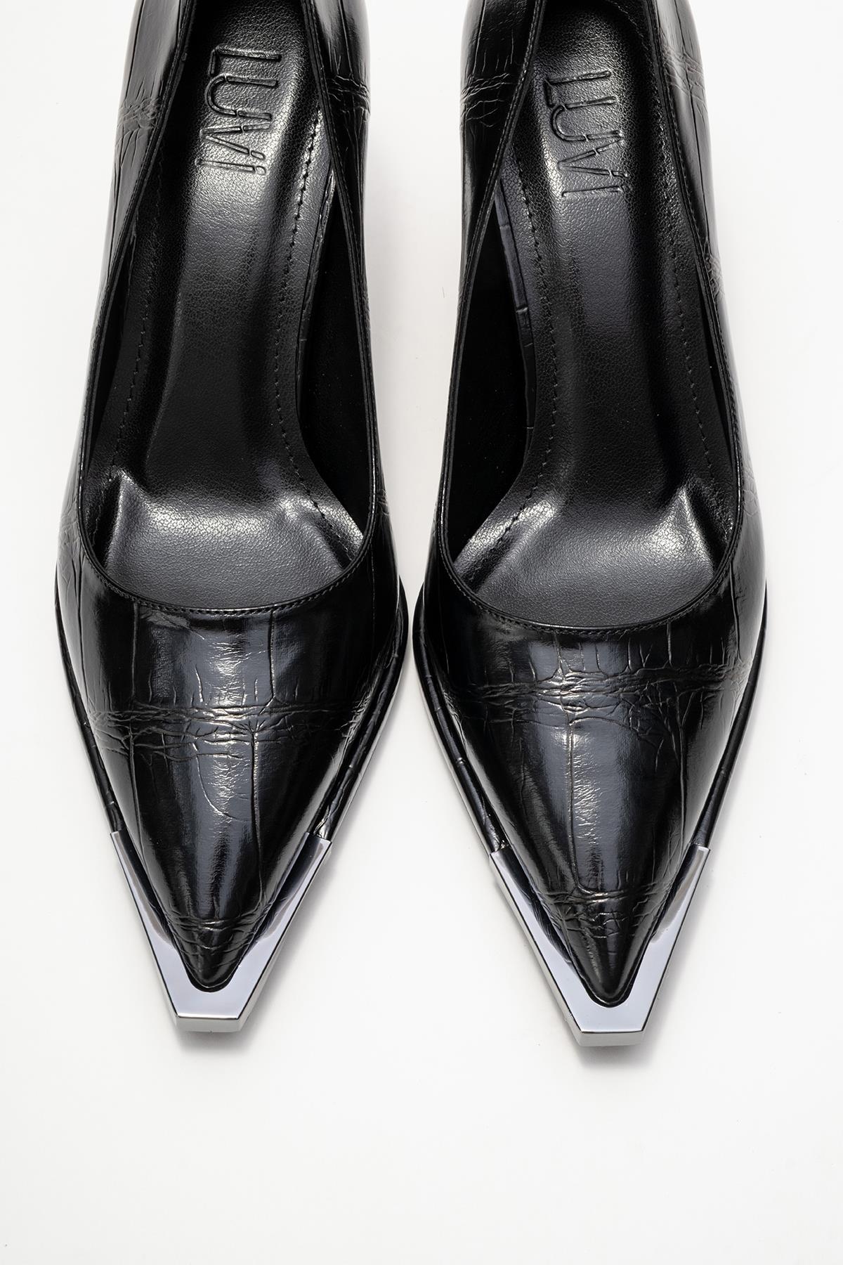 Liora - Black Printed Platinum-Detail Block Heel Pump – side view showing leather, metallic, black, Vowalisse
