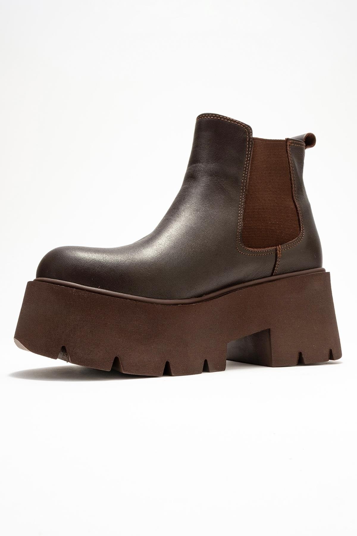 Clen - Brown Genuine Leather Elastic-Sided Platform Boot – heel view showing leather, Vowalisse
