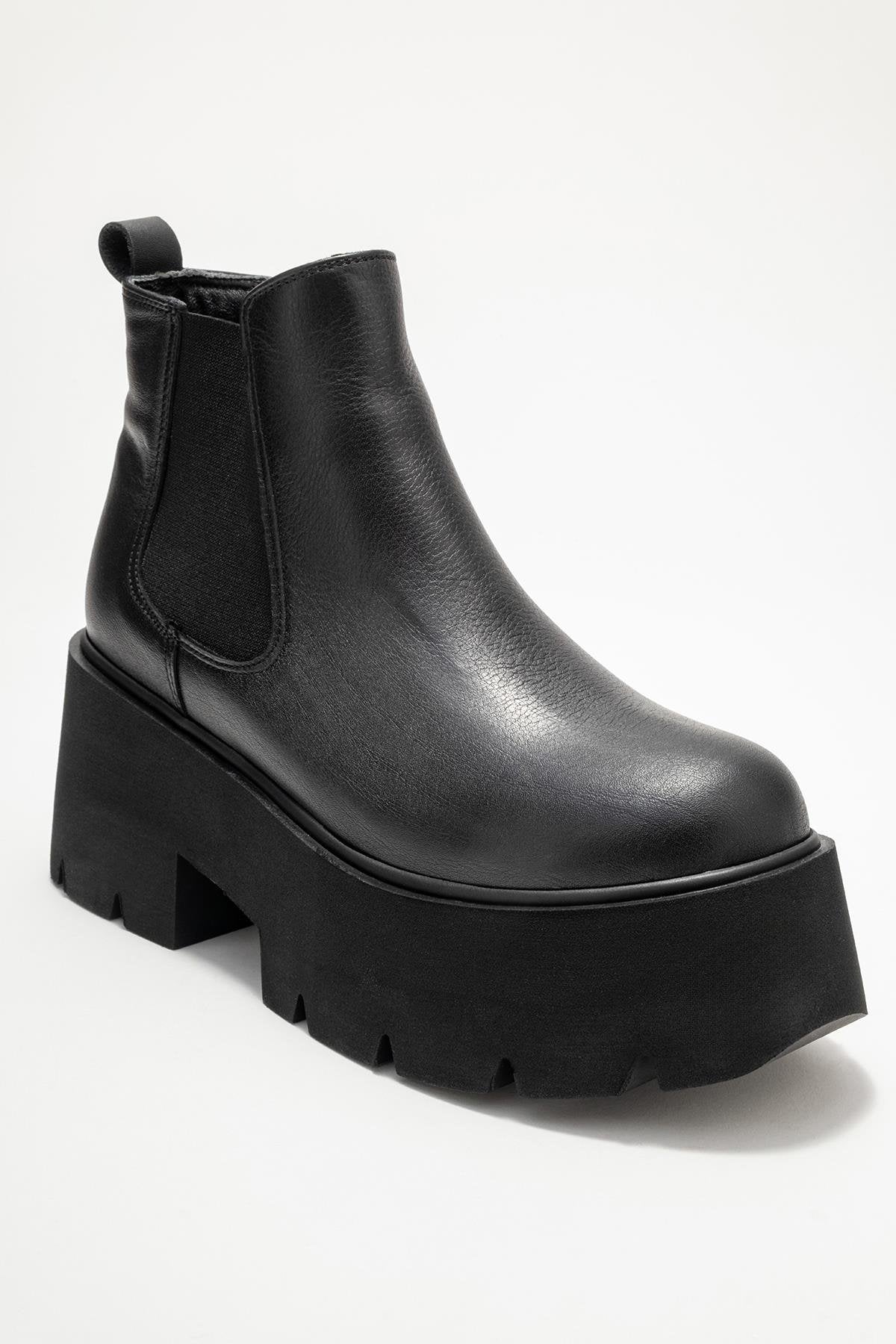 Clen - Black Genuine Leather Elastic-Panel Chunky Platform Boot – detail view showing leather, black, Vowalisse