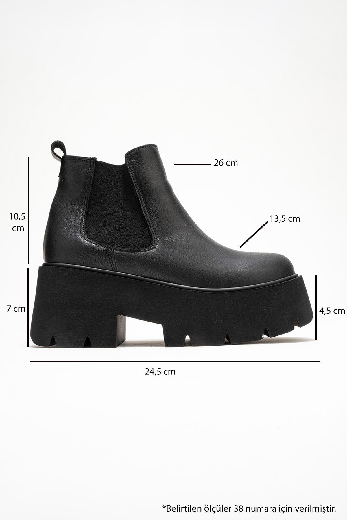 Clen - Black Genuine Leather Elastic-Panel Chunky Platform Boot – top view showing leather, black, Vowalisse