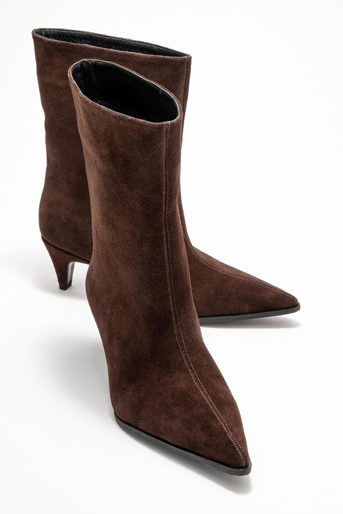 Aleo - Brown Suede Genuine Leather Pointed Toe Short Heel Boot – front three-quarter view showing leather, suede, Vowalisse
