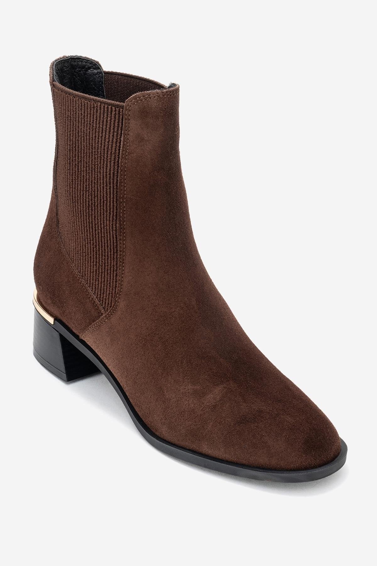 Neiva - Brown Suede Genuine Leather Chelsea Boot – detail view showing leather, suede, Vowalisse