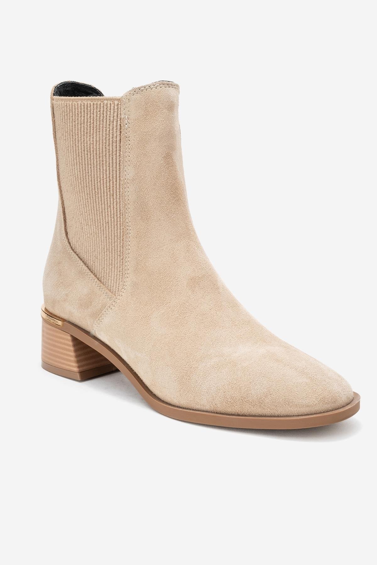 Neiva - Beige Suede Genuine Leather Chelsea Boot – detail view showing leather, suede, Vowalisse