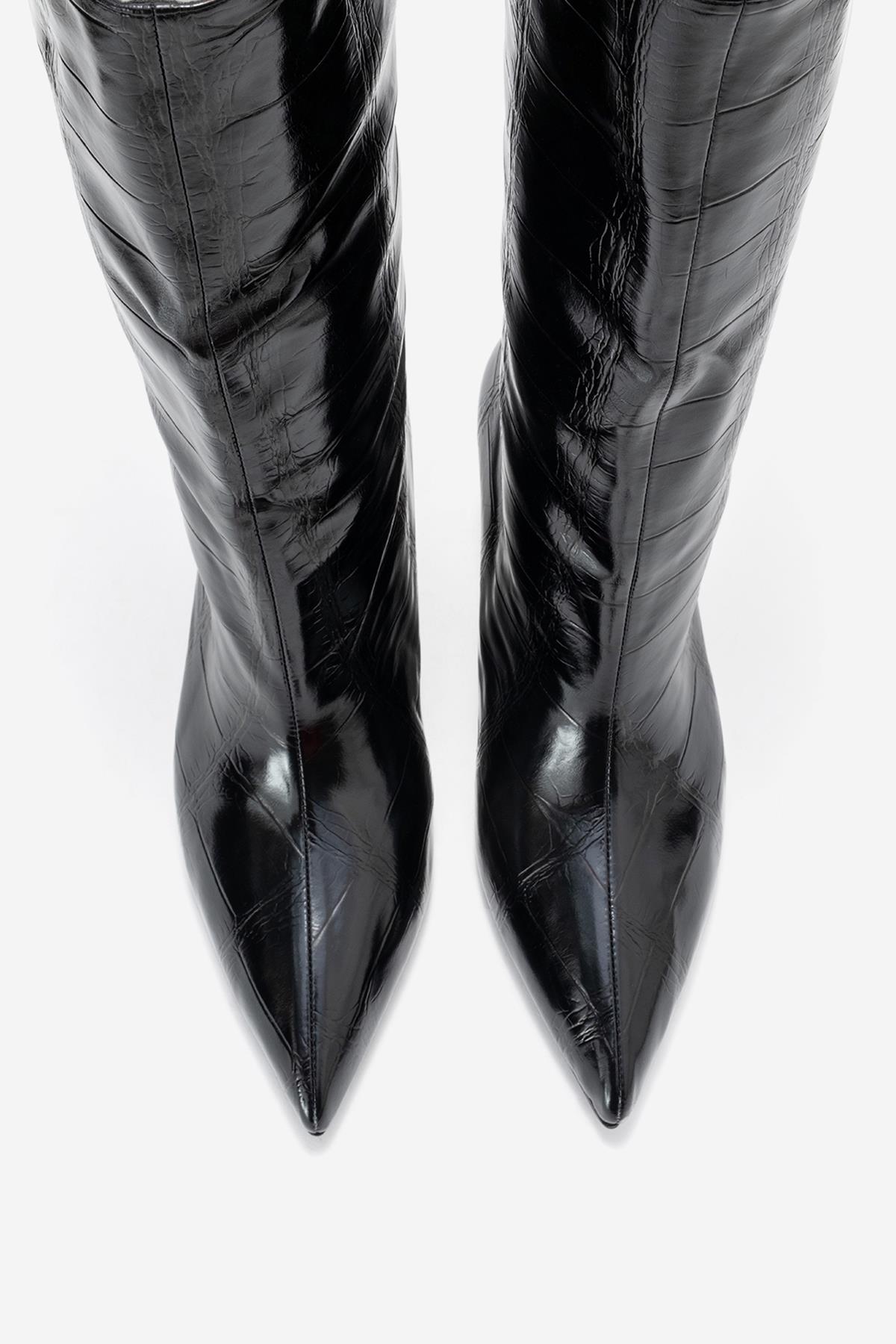 Crow - Black Embossed Pointed Toe Short Heeled Boot – side view showing leather, black, Vowalisse
