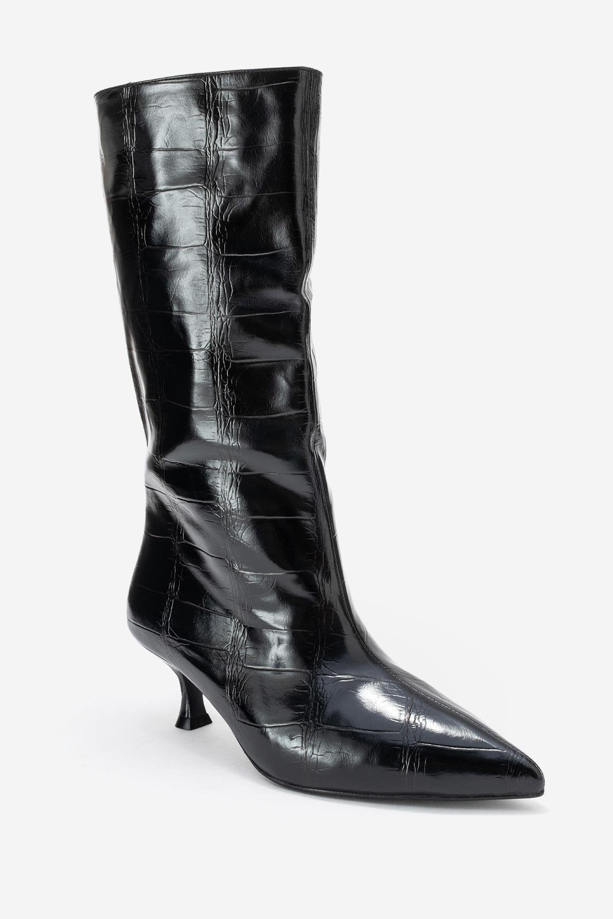 Crow - Black Embossed Pointed Toe Short Heeled Boot – detail view showing leather, black, Vowalisse