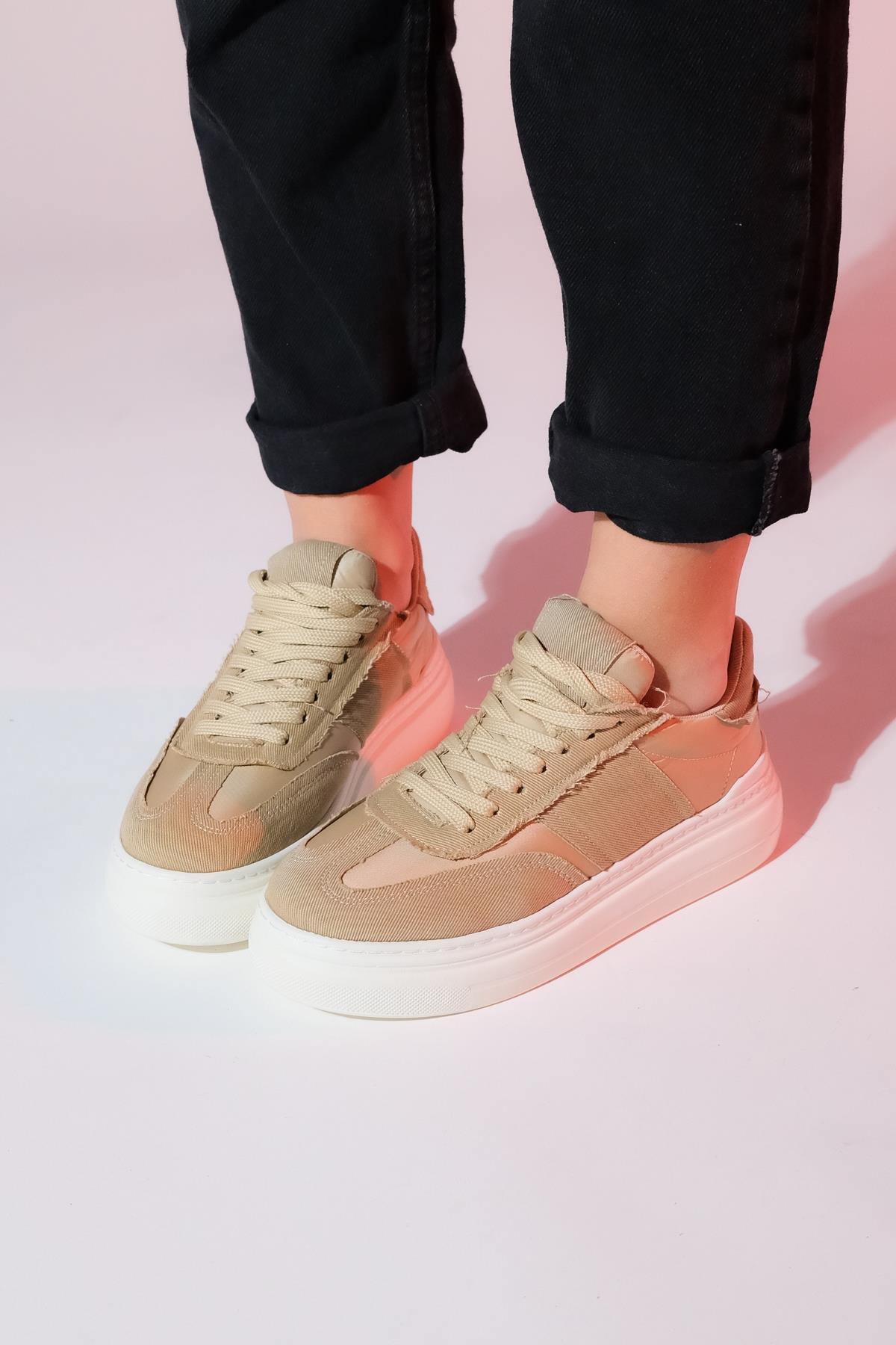 Jose - Beige Denim Sport Sneaker – front three-quarter view showing leather, Vowalisse