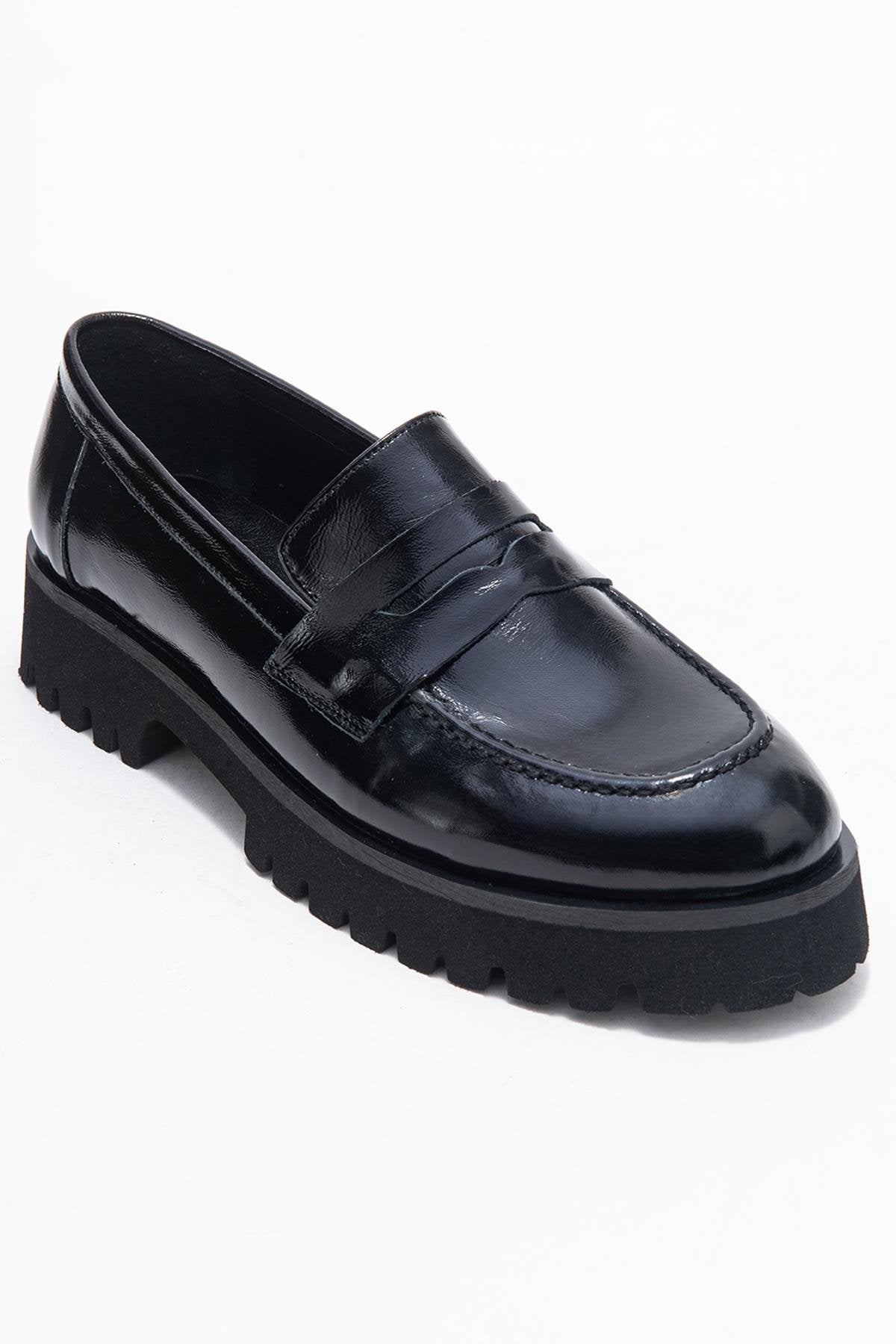Vionel - Black Patent Genuine Leather Loafer – detail view showing leather, black, Vowalisse