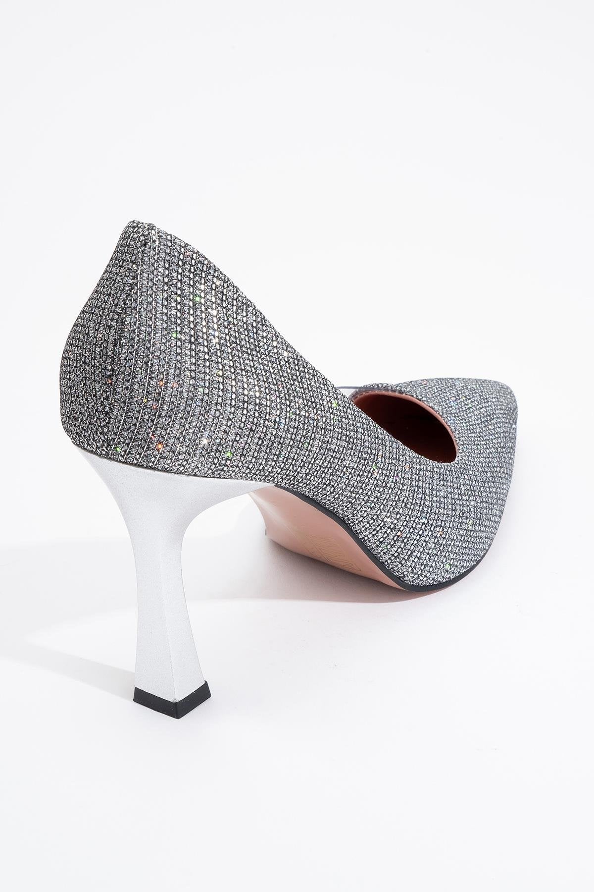 Ursula - Platinum Metallic Heeled Shoe – detail view showing leather, metallic, Vowalisse