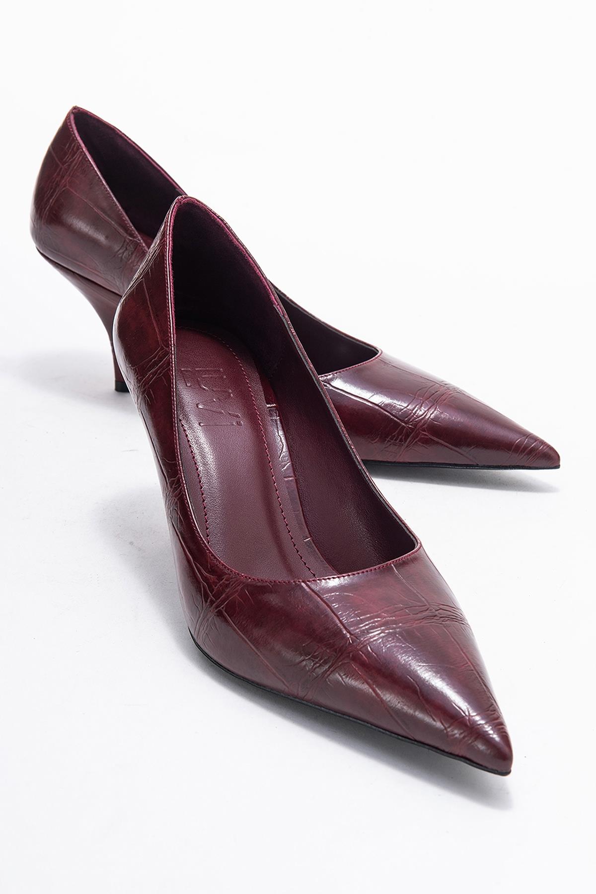 Marcus - Burgundy Printed Pointed Toe Pump – front three-quarter view showing leather, Vowalisse