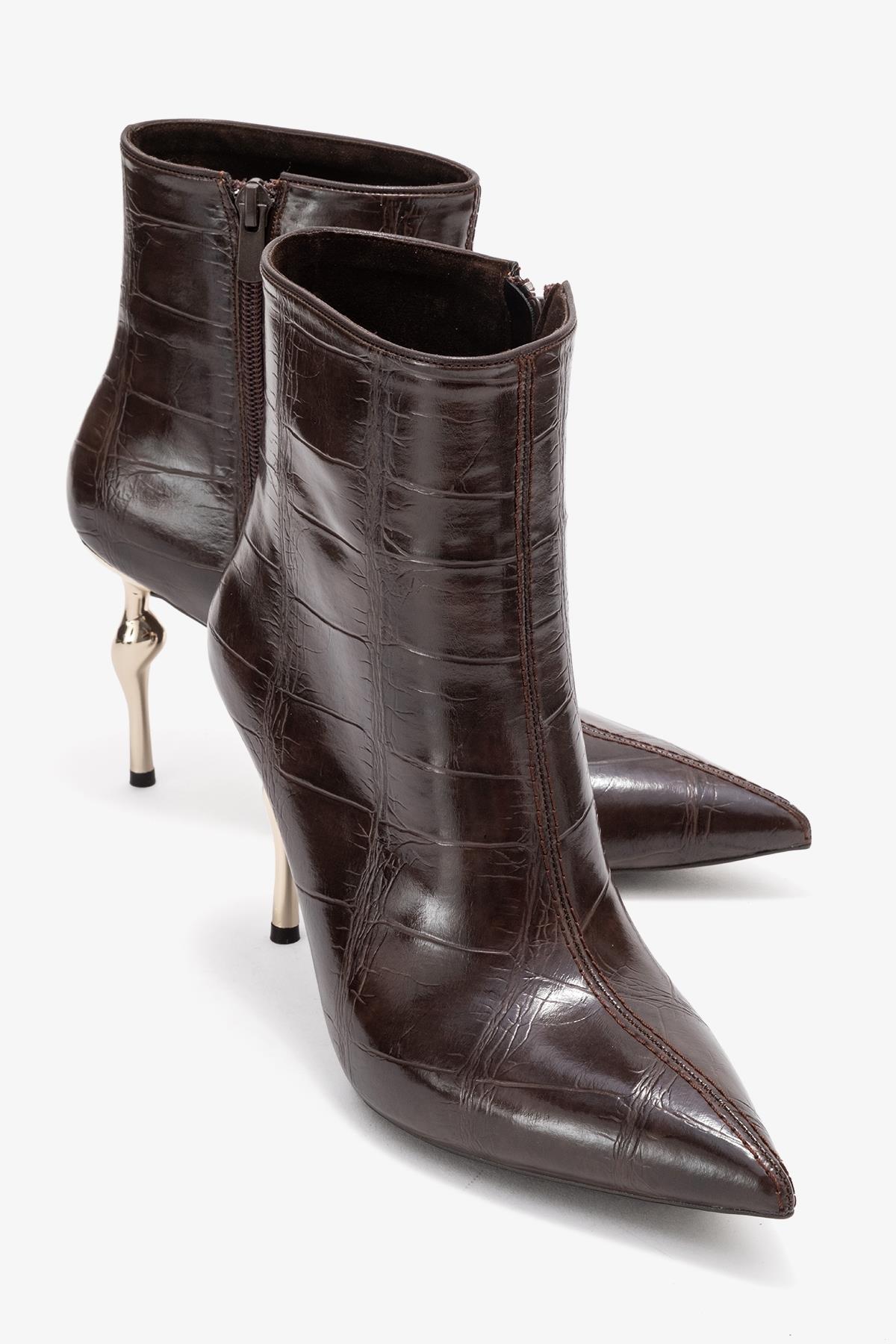 Crista - Brown Stiletto Heel Pointed Toe Boot – front three-quarter view showing leather, Vowalisse
