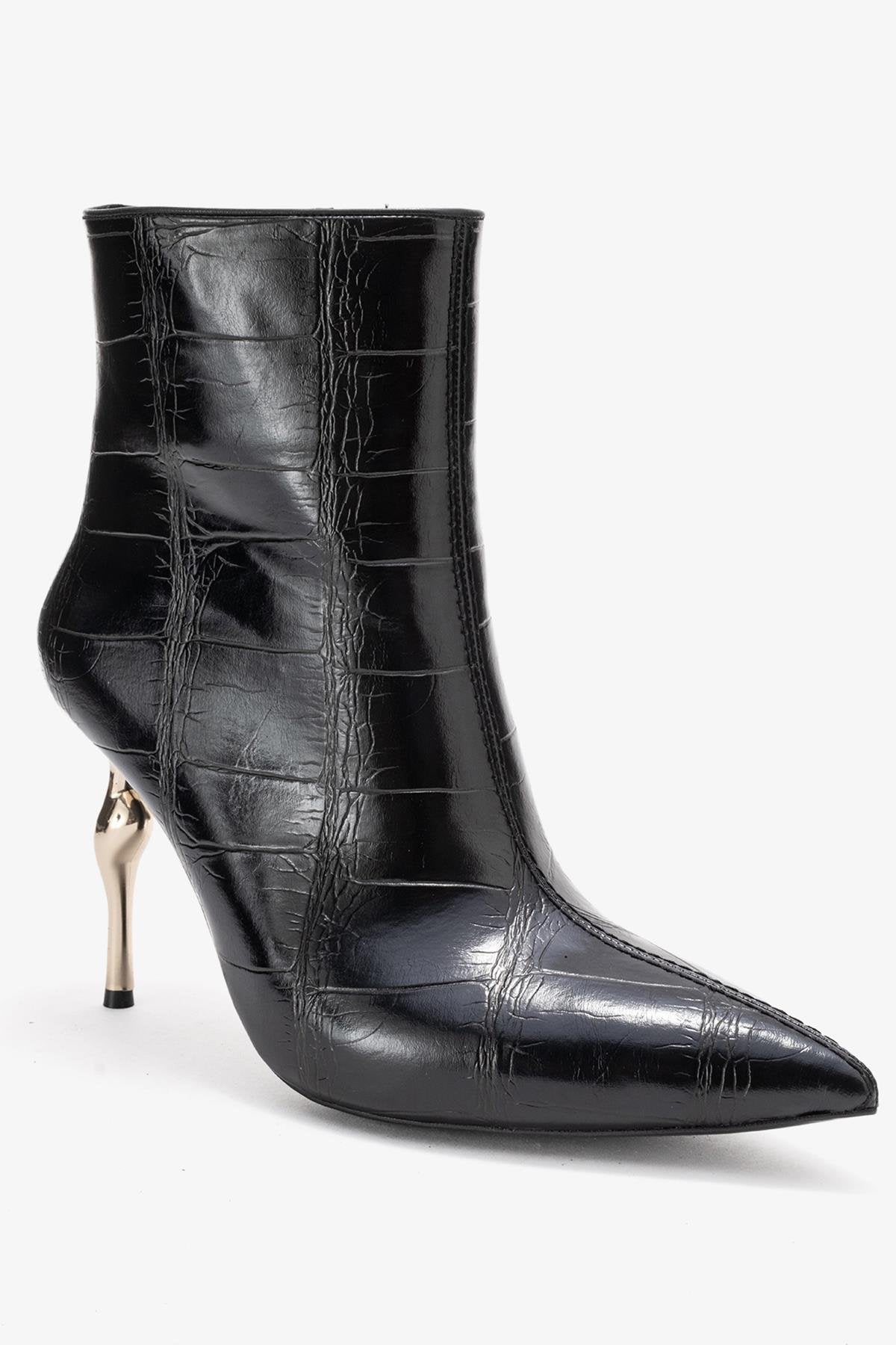 Crista - Black Stiletto Heel Pointed Toe Boot – detail view showing leather, black, Vowalisse