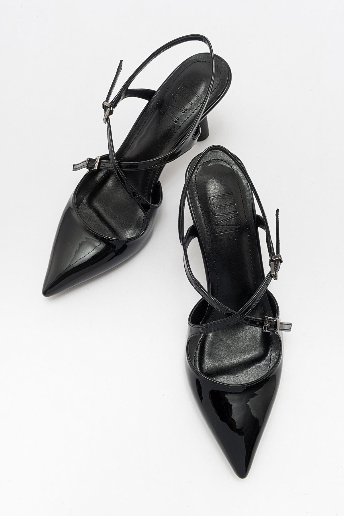 Coje - Black Patent Pointed Toe Stiletto Shoe – heel view showing leather, black, Vowalisse