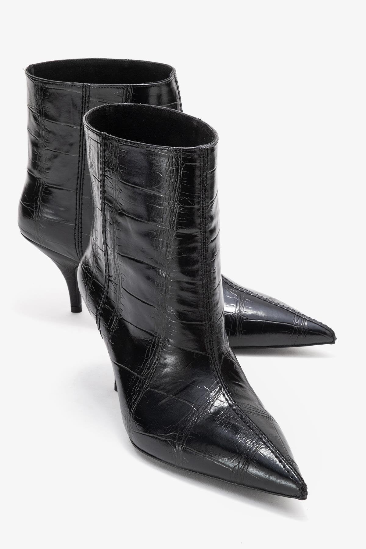 Brivelle - Black Printed Pointed Toe Heeled Boot – front three-quarter view showing leather, black, Vowalisse
