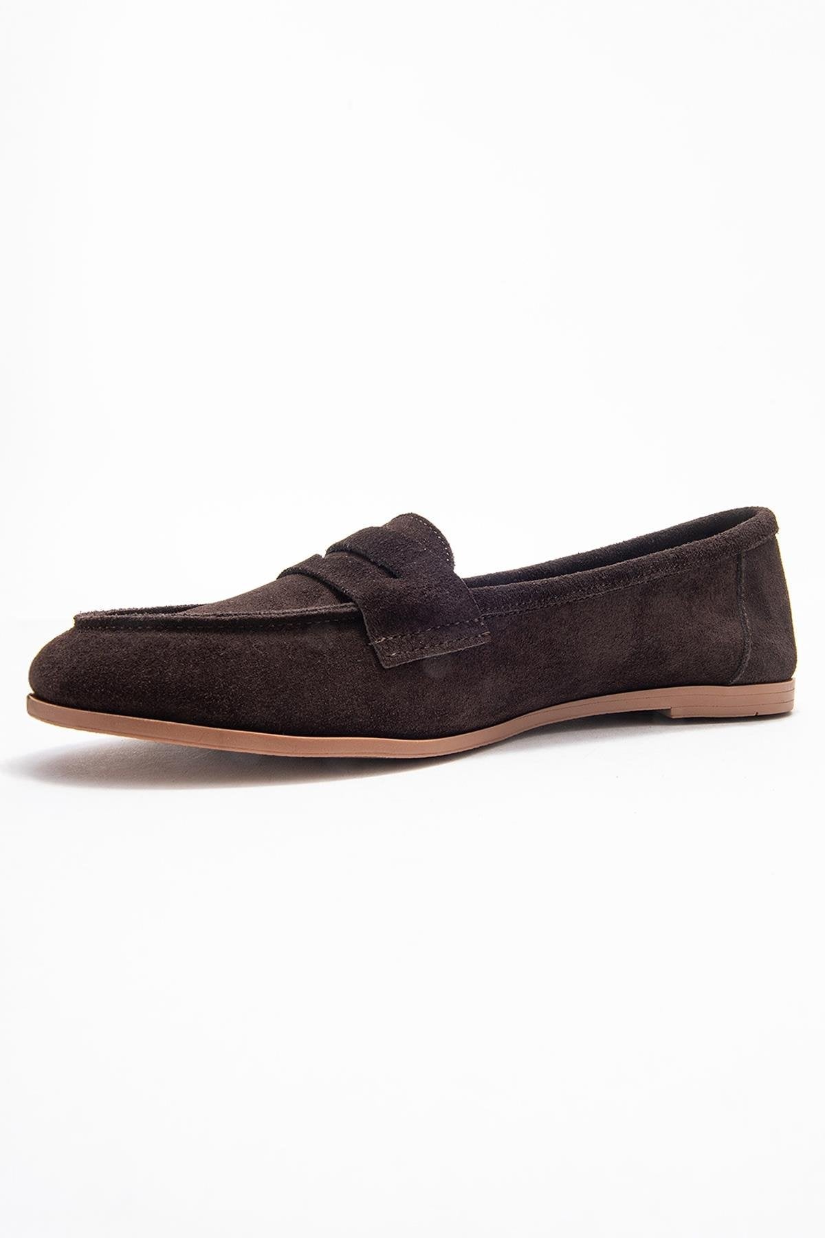 F02 - Brown Genuine Leather Loafer – heel view showing leather, Vowalisse