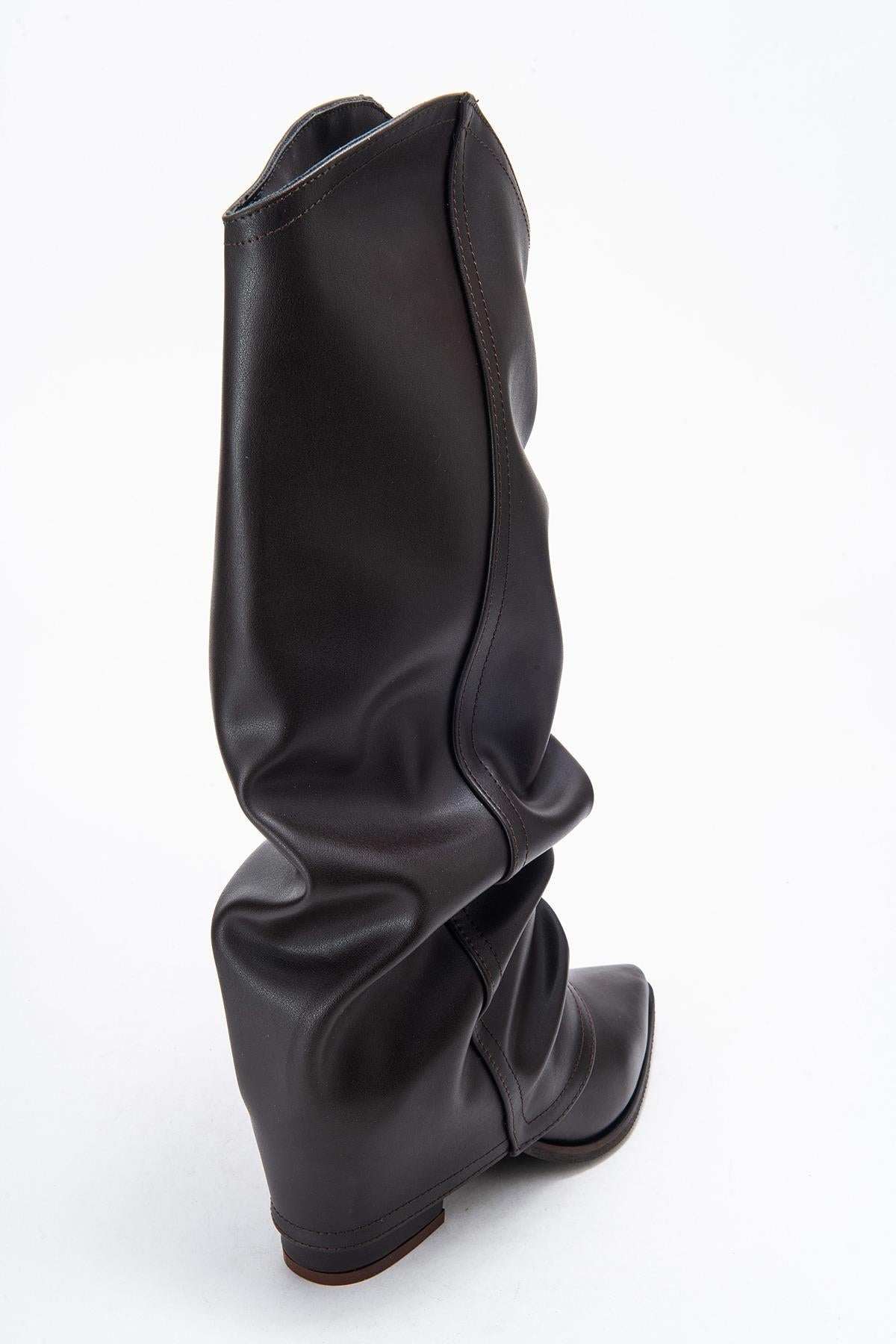 Elaris - Brown Gusseted Block Heel Knee-High Boot – back view showing leather, Vowalisse