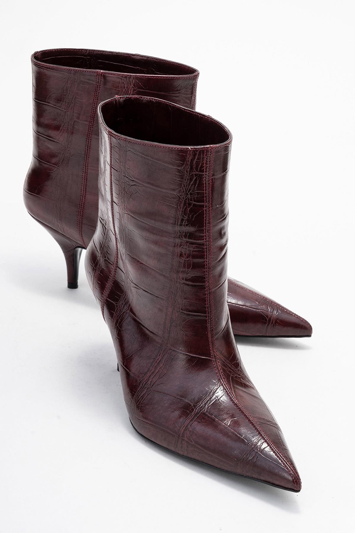 Brivelle - Burgundy Printed Pointed Toe Kitten Heel Boot – front three-quarter view showing leather, Vowalisse