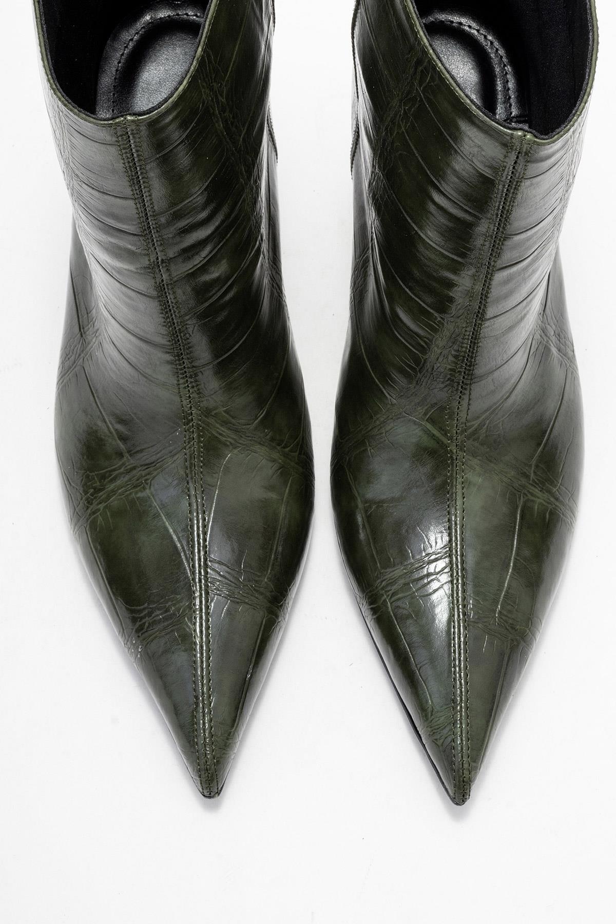 Brivelle - Green Printed Pointed Toe Kitten Heel Boot – side view showing leather, green, Vowalisse