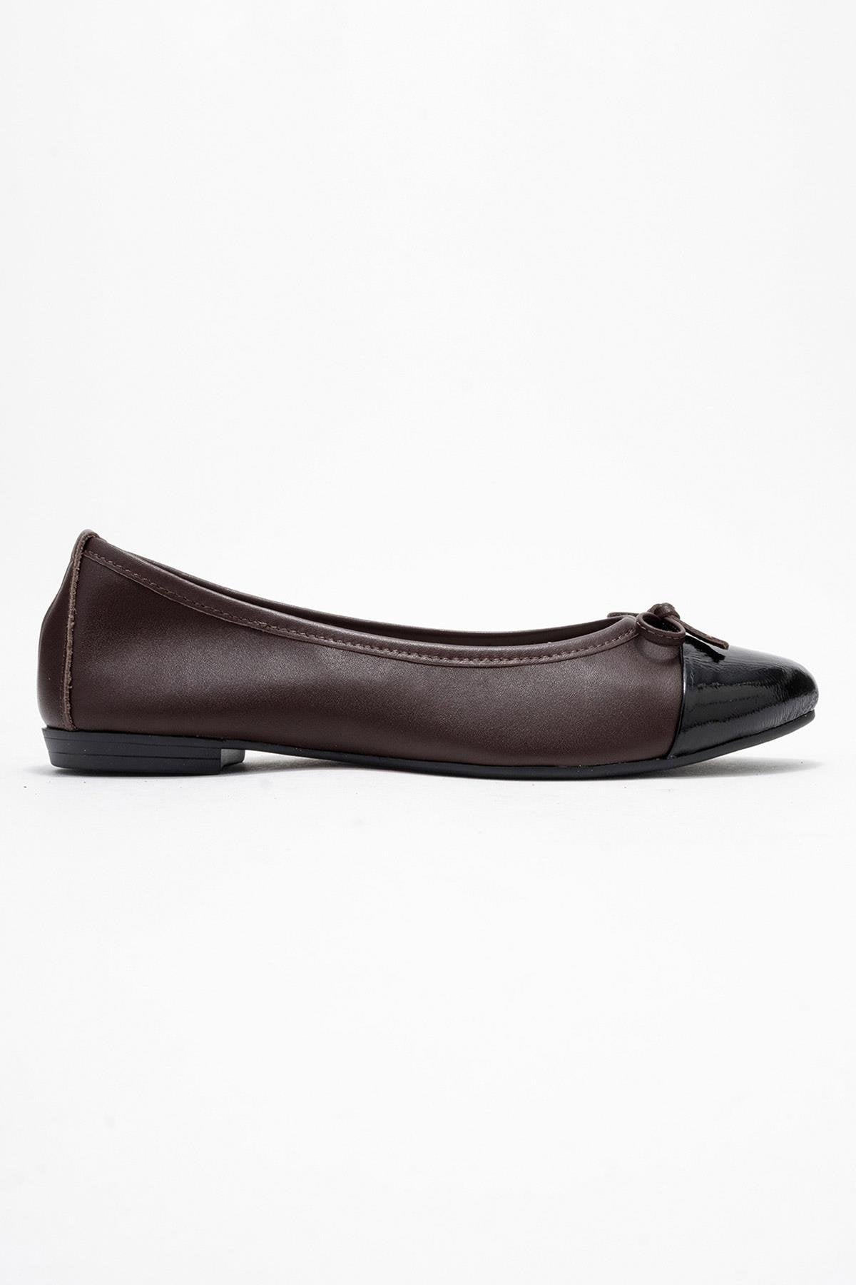 Jens - Black Genuine Leather Bow Ballet Flat – top view showing bow, leather, black, Vowalisse