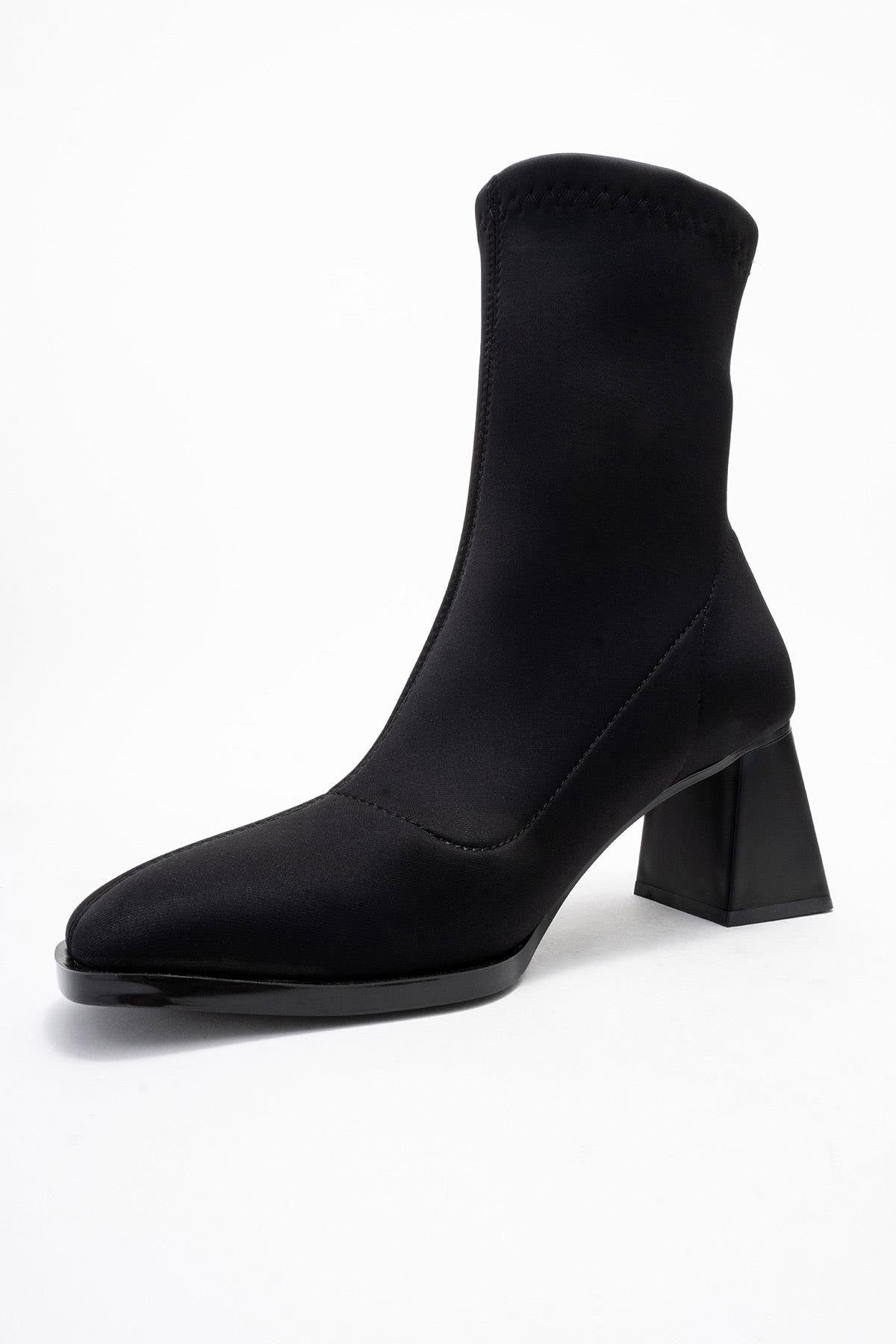 Plesa - Black Scuba Block Heel Boot – heel view showing black, Vowalisse