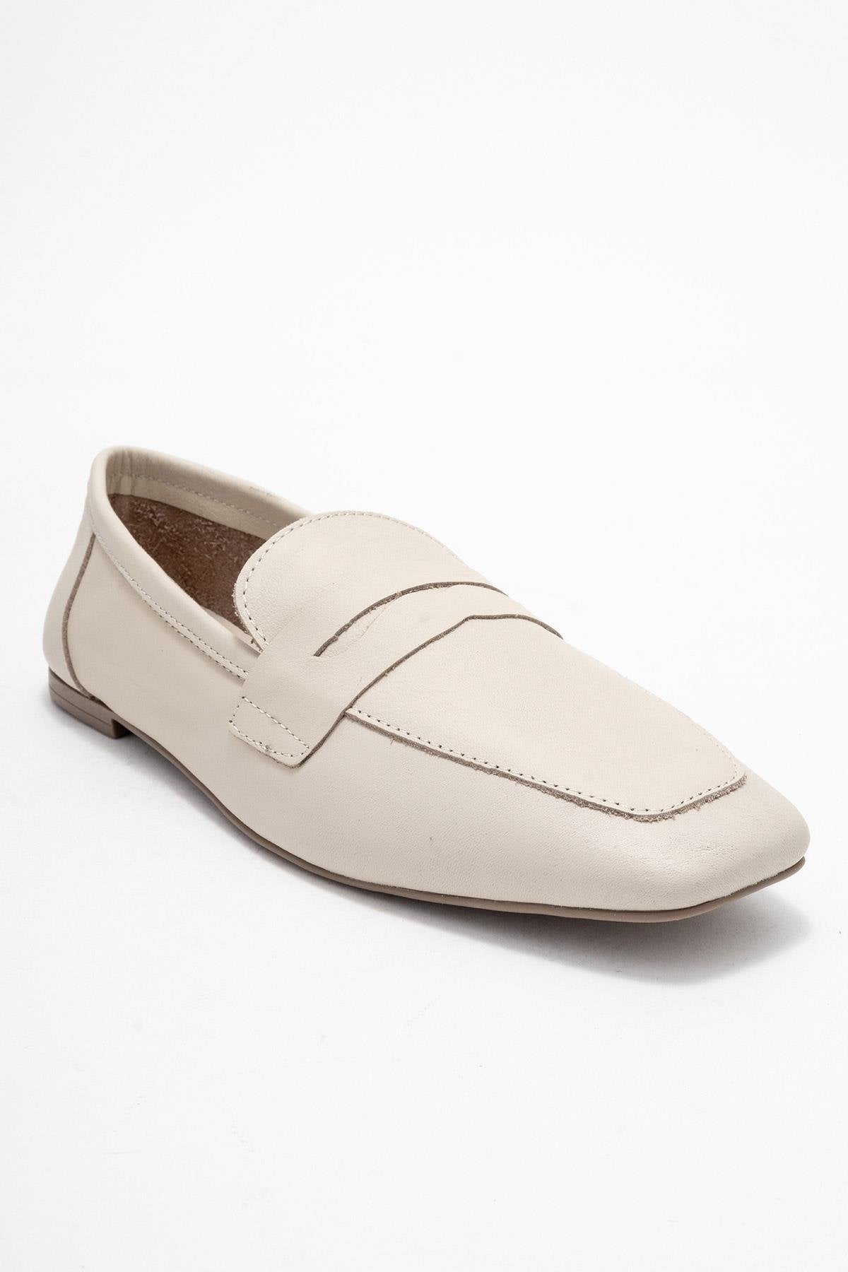 Morne - Ecru Beige Genuine Leather Loafer Shoe – detail view showing leather, Vowalisse