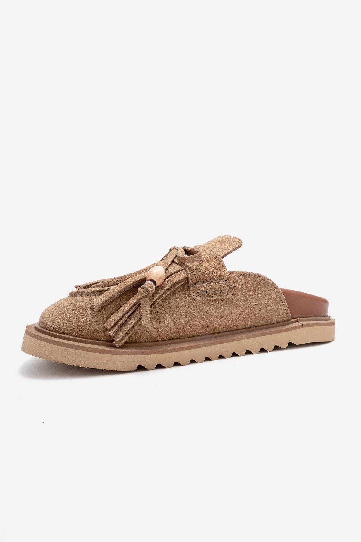 Carol - Taupe Suede Genuine Leather Closed-Toe Mule – heel view showing leather, suede, Vowalisse
