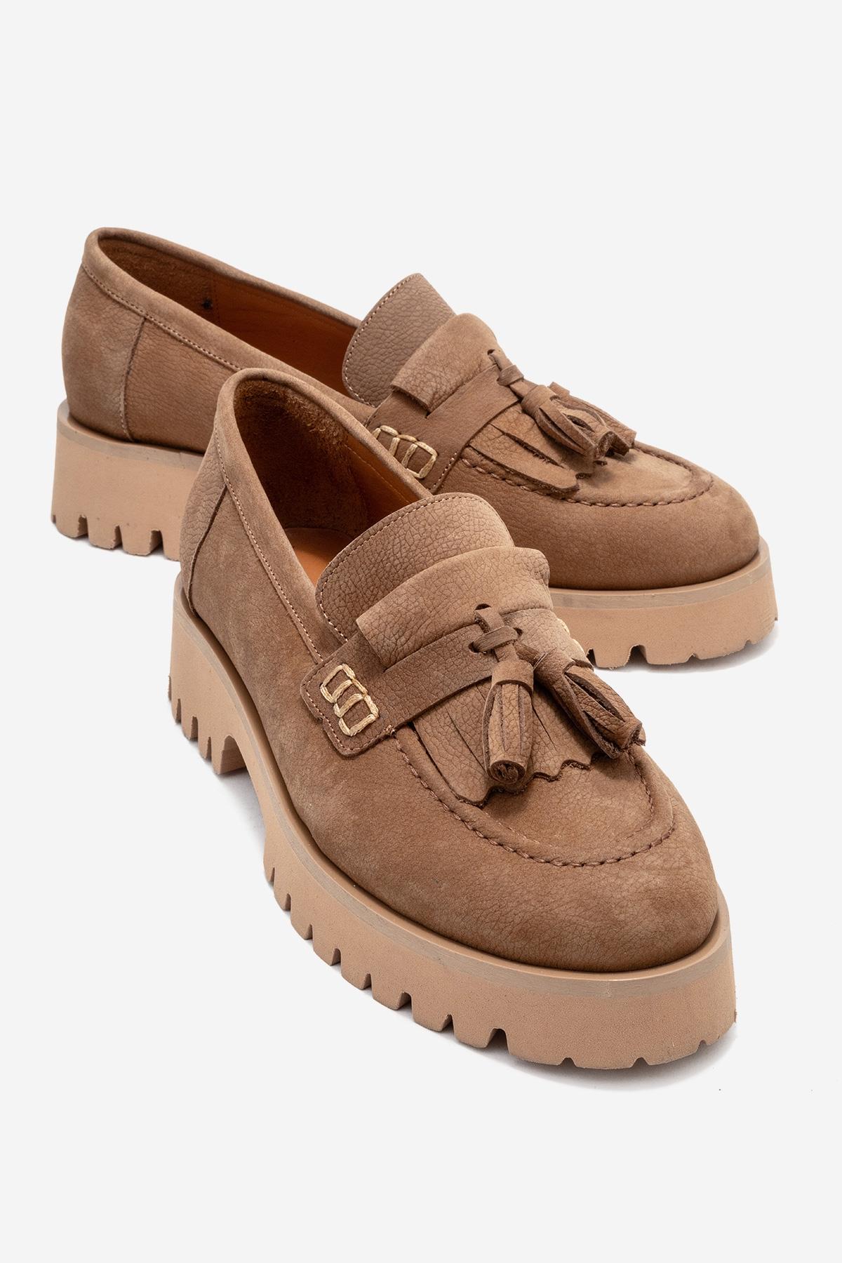 Poen - Tan Nubuck Genuine Leather Tassel Loafer – front three-quarter view showing leather, red, Vowalisse